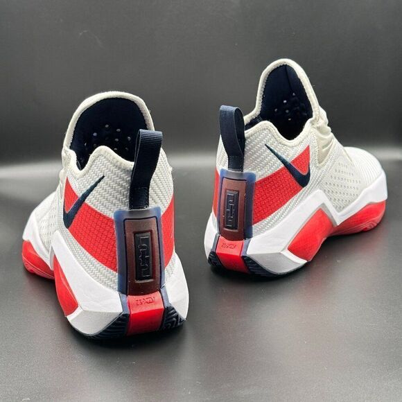 Nike LeBron Soldier 14 'USA' - Picture 11 of 11